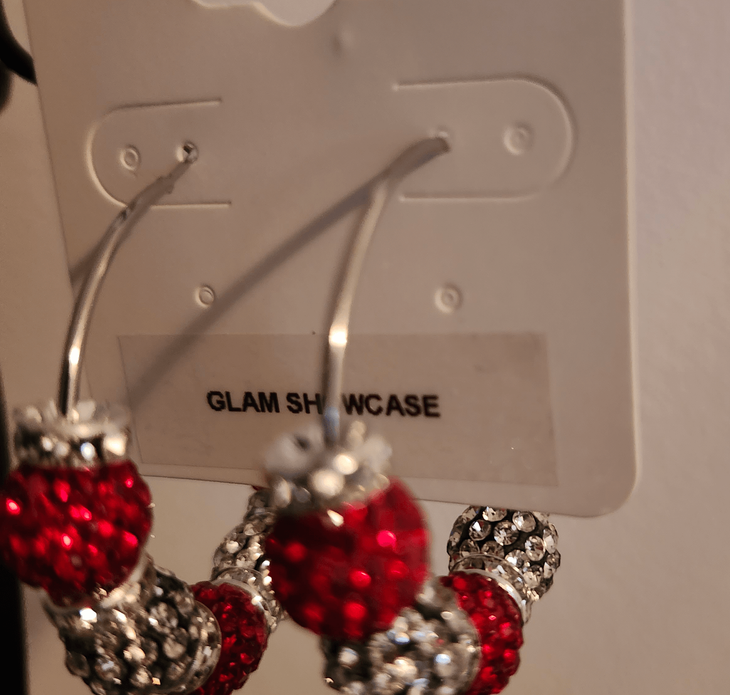 Glam Showcase Online Studio