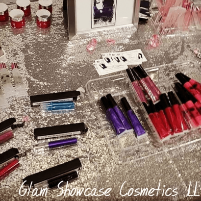 Glam Showcase Online Studio 